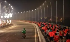 'Giải chạy đêm là sự kiện thể thao, du lịch khác biệt của Hà Nội' 'Giải chạy đêm là sự kiện thể thao, du lịch khác biệt của Hà Nội'