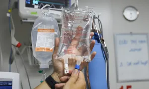 Thiếu niên chảy máu phổi do sốt xuất huyết Thiếu niên chảy máu phổi do sốt xuất huyết