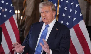 Ông Trump dọa áp thuế nếu EU không mua thêm dầu, khí đốt Ông Trump dọa áp thuế nếu EU không mua thêm dầu, khí đốt