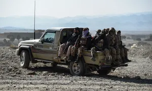 Taliban đấu súng qua biên giới với quân đội Pakistan Taliban đấu súng qua biên giới với quân đội Pakistan