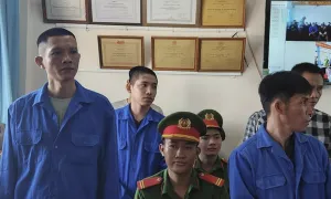 Đại ca bảo kê biển ở Kiên Giang bị phạt 2 năm tù Đại ca bảo kê biển ở Kiên Giang bị phạt 2 năm tù