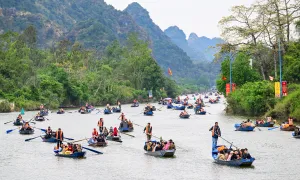 Chùa Hương vắng khách ngày khai hội Chùa Hương vắng khách ngày khai hội
