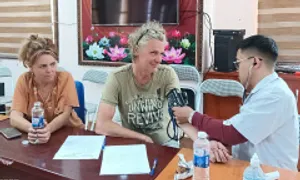 Du khách Hà Lan đi lạc hơn 4 km khi leo Fansipan Du khách Hà Lan đi lạc hơn 4 km khi leo Fansipan