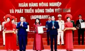 Agribank nhận giải 'Vinh quang Việt Nam 2025'
