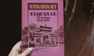 Sách về Tả quân Lê Văn Duyệt của học giả Vương Hồng Sển Sách về Tả quân Lê Văn Duyệt của học giả Vương Hồng Sển